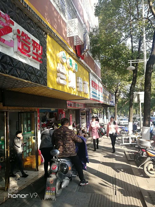 同心路北湖一號門口旺鋪轉(zhuǎn)讓/轉(zhuǎn)租 商機(jī)無限，業(yè)態(tài)多樣